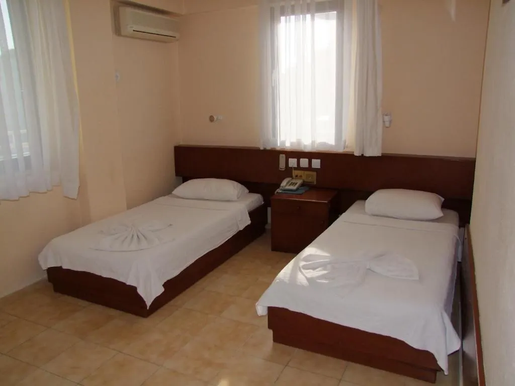 Talat Hotel İzmir Törökország