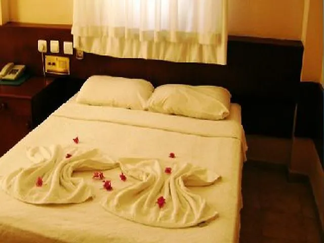 Talat Hotel İzmir